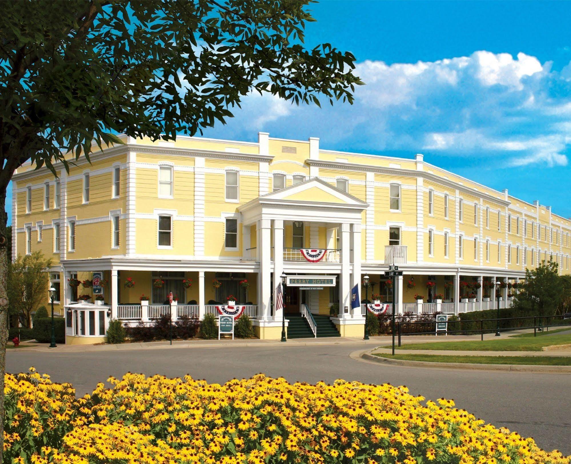 فندق بيتوسكيفي  فندق ستافوردز بيري المظهر الخارجي الصورة